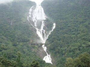 dudhsagar_waterfalls-min